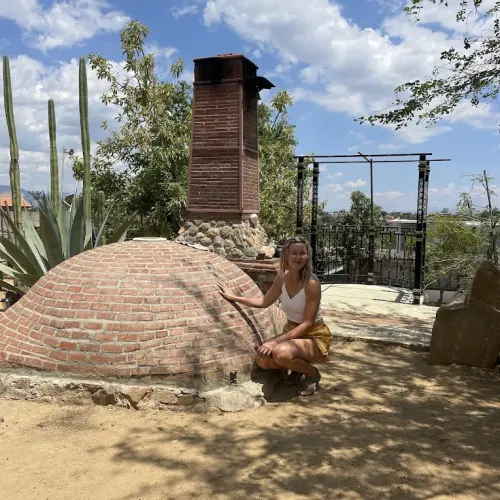 {"id":368,"disk_name":"671c728cbf65c393972870.jpg","file_name":"temazcal.jpg","file_size":302025,"content_type":"image\/jpeg","title":null,"description":null,"field":"list_image","sort_order":368,"created_at":"2024-10-26T04:39:40.000000Z","updated_at":"2024-10-26T04:40:04.000000Z","path":"https:\/\/www.traveldiaoaxaca.dobermag.com\/storage\/app\/uploads\/public\/671\/c72\/8cb\/671c728cbf65c393972870.jpg","extension":"jpg"}